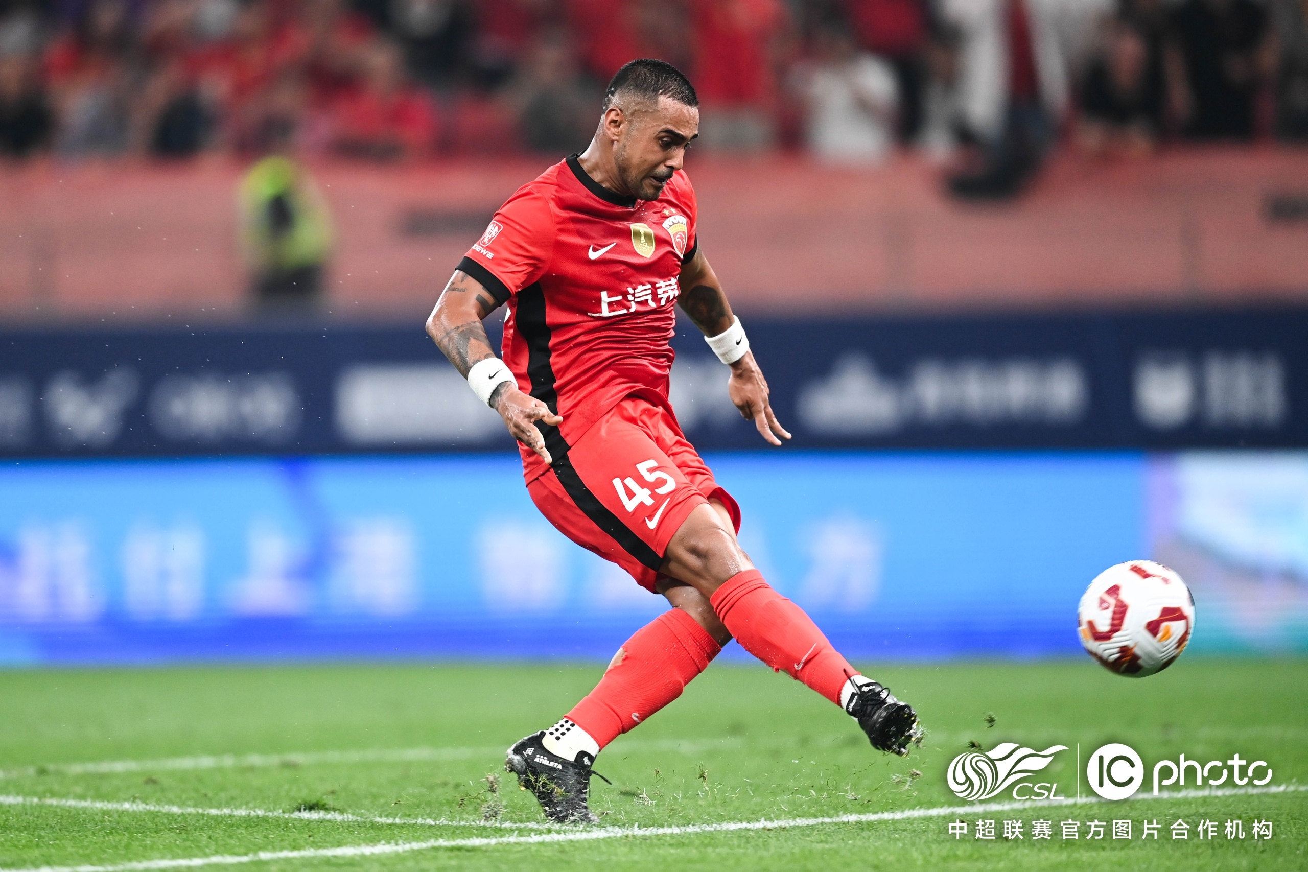 开云APP-赛前上海海港调整名单以备意甲，手感冰凉环节打磨，目标明确，训练强度明显提升的简单介绍-开云APP